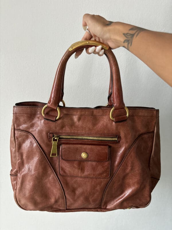 Prada Rosso Vitello Shine Zippy - Image 2